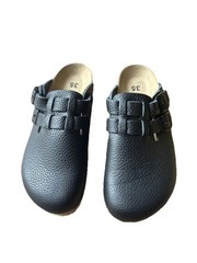 Perfect Pre-Game Slip-Ons for Your Young Athlete! Leather Size 5 Unisex Style