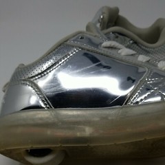 Heelys Premium Lights Lo Light Up Wheeled Shoes Sneakers Chrome Silver Youth 1