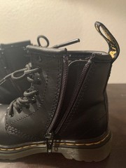 Dr. Doc Marten’s Kids 7 Y Black Leather Boots Lace-Up, Side Zip Front Scuffs
