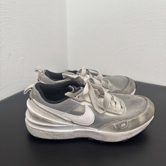 Nike Waffle One Summit White Gray DC0480-100 Youth US Size 12c Sneaker Shoes