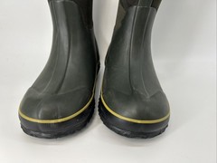 BOGS Rain Mud Boots Camo Green Waterproof Insulated Big Kids Youth Size 2 EU 33