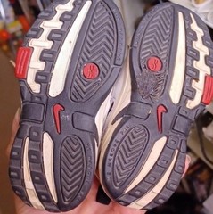 Nike Air Max 97 OG “Silver Bullet “ (1990s)