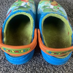 Crocs Fun Lab Super Mario Nintendo Yoshi￼ Clog Childrens Size 10c Blue