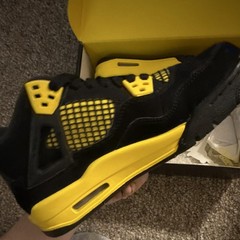 Air Jordan 4 Retro GS Yellow Thunders