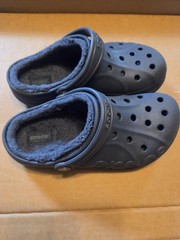Crocs Navy Lined Clog J2 Dual Comfort Faux Fur Unisex Kids Shoes