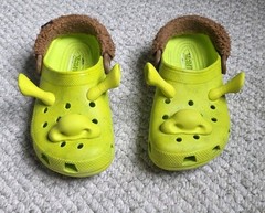 Crocs x Dream Works Shrek Clogs Lime Green Ears Youth 3 Or Women’s 5