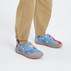 Kid Size UIN Slip On Shoes Comfortable Loafers „First Blush“