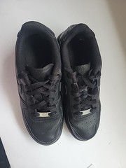 Nike Air Force 1 Black Leather Unisex Kids Sneaker 6.5 Y