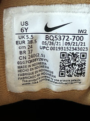Size 6 (GS) – Nike Manoa Mid Wheat