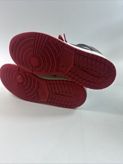 Nike Jordan 1 Retro Mid DQ8423-106 Red Black Size 4Y