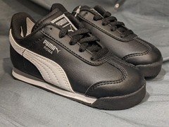 Puma Toddlers Roma Basic Inf Sneakers Lace Up Black/white Size 6 NEW IN BOX!