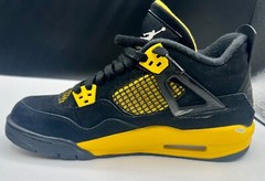 Air Jordan (GS) 4 Retro „THUNDER“ Size 7Y 408452-017 Used Shoes *READ*