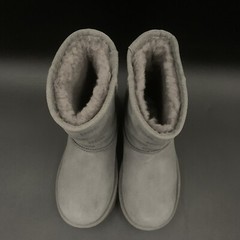 UGG KIDS CLASSIC II SHORT BOOT GREY SUEDE LOGO GRAPHIC LITTLE KIDS SIZE US 13K