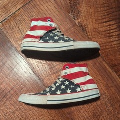 Converse Chuck Taylor AAmerican Flag Red White & Blue High Tops Kids Size 4