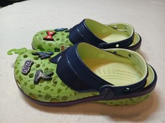 Crocs Dragon Ball Z Classic Clogs Cell Green/Navy J6