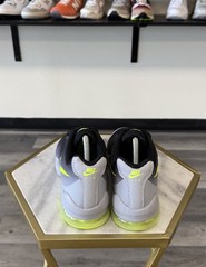 Nike Air Max Invigor GS 749572 002 Wolf Grey / Volt-Black Kid’s Size 7Y