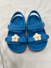 Crocs Kids Blue Rainbow Daisy Sandals Size C7 Toddler Hook Loop