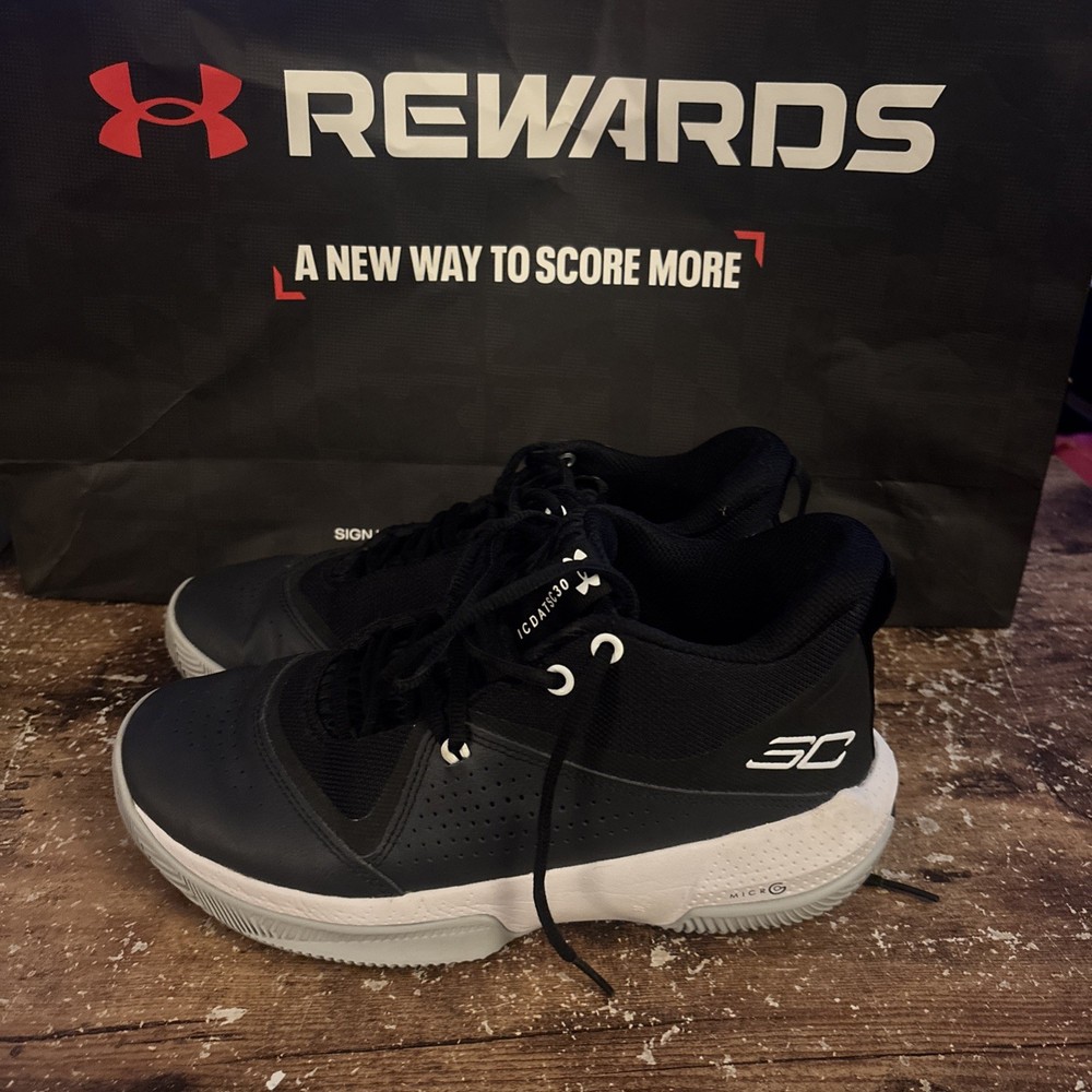 Under Armour GS SC 3Zero IV Basketball Shoes. Size M8 W9.5..(B4)