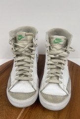 Nike Blazer Mid ’77GS Black Sail White Red Green DM9475-100 Size 5.5Y No Box