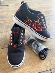 Heelys Pro 20 Print Black Flame Unisex Kids 3Y Canvas Wheel Sneakers HE10337