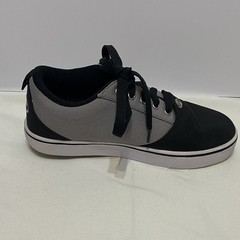 Heelys PRO20 HE100761 Gray & Black canvas skate wheeled shoes Youth size 6