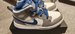 Jordan 1. White/gray/ navy blue kid/toddler sneaker, Size 10c. Great shoe!!