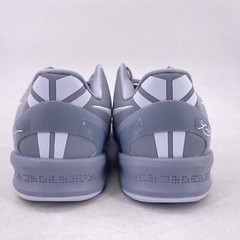 Nike (GS) Kobe 8 „WOLF GREY“ 2024 – Size 5.5Y – fn0266 003 (12760-49)