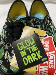 Vans The Simpsons Glow Incrhe Dark Bart Shoes. Kids Size: 11.5K