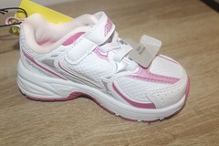 Avia 5000 Athletic Sneakers Toddler size 7 Pink and White NWT