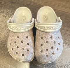 Crocs Classic Glitter Clog Kids US 11 Pink/White Slip-On Logo Clogs