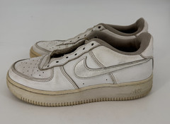 Nike Air Force 1 Low White Leather Sneakers Youth 5Y EU 37.5 Classic Streetwear
