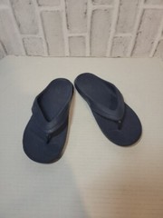 Crocs Iconic Comfort Flip Flops Blue Juniors Size 1 Unisex