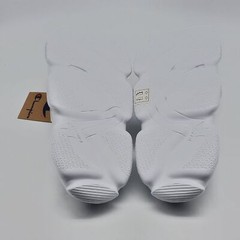 Champion Meloso Squish Slide Sandals Youth Size 7 White CP102003Y
