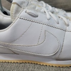 Nike Youth Cortez Basic SL Triple White Leather Shoes GS Size 6Y 904764 100