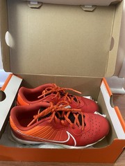 Nike Youth Cosmic Runner Orange Road Running Shoes Black/Bright Crimson Size 5Y