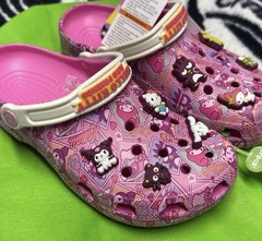 Hello Kitty – Classic Clog – Size Junior 2 (J2) ) – NWT