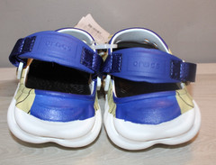 DRAGONBALL Z CROCS ECHO VEGETA DESIGN YOUTH SIZE JR 6 NEW WITH TAGS