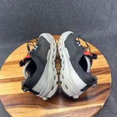 On Cloud Cloudhero Running Waterproof Youth Sz 6.5 Womens 8 3YE10032361