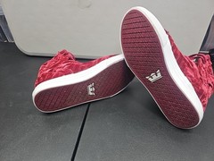 SUPRA Skytop Dark Ruby Velvet / White 58062-643-M Kids Size 6. 5 US