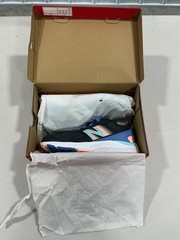 New Balance Kid’s 680 V6 Hook and Loop Running Shoe, Size 3.5