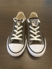 Converse Chuck Taylor All Star Kids Low Top Canvas Sneaker Brown/White US 3