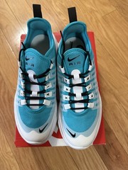 NIKE Air Max Axis Light Aqua teal /Black Accent Size: 6Y (GS)