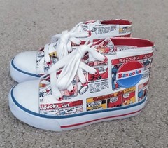 2005 Kids Bazooka Joe Comic Bubble Gum Graphic Sneakers (Size 11)