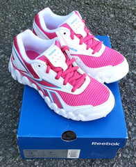 REEBOK Zig Activate berry/white running sneaker fitness gym workout shoes YOUTH