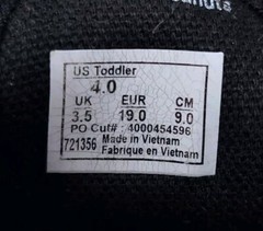 Vans Old Skool Charlie Brown PEANUTS Sneakers Toddler Size 4 Yellow Black
