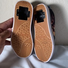 HEELYS PRO 20 FIRE GRADE SCHOOL LIFESTYLE SHOES Size 2 Youth Brand New No Wheels