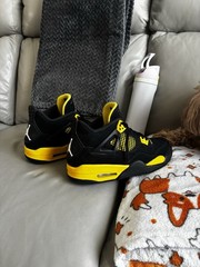 Jordan Air Jordan 4 Retro Thunder Black Yellow Sneaker US 7Y UK 6 EU 40