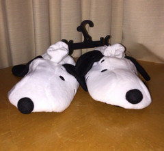 Peanuts Snoopy Kids Slippers Size Small 5/6 New with tags
