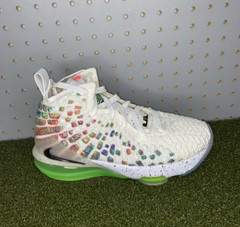 Nike LeBron 17 Air Command Force Basketball Shoe BQ5594 100 White Black Sz 4 Y