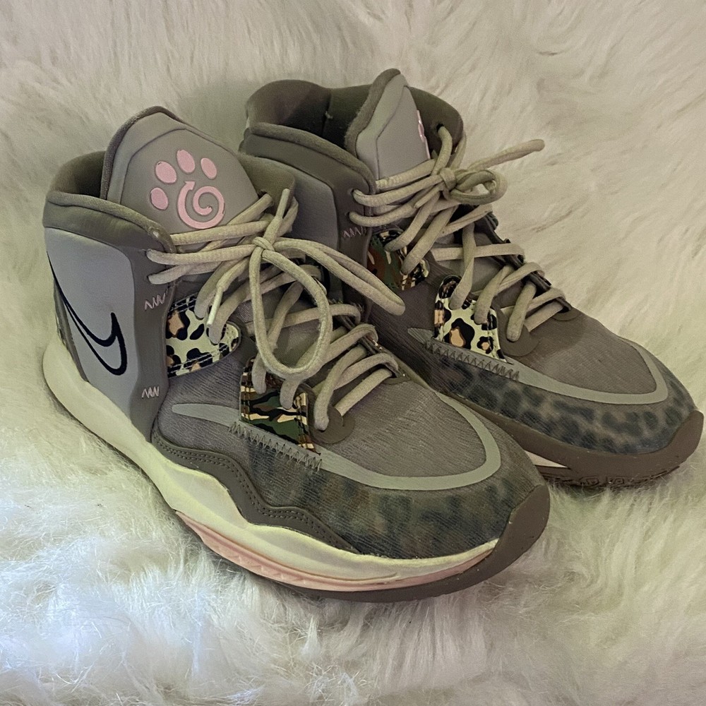 nike kyrie infinity leopard camo Size 6Y Low Backs